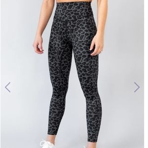 Kamo Fitness Leopard Bloom Leggings